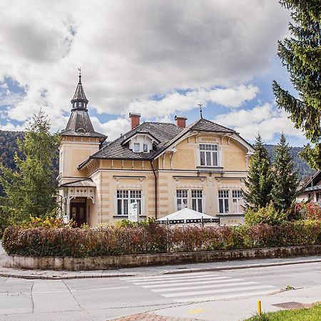 Guest House Veronika Kocevje Eksteriør bilde
