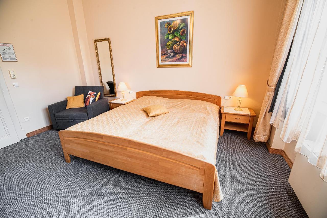 Guest House Veronika Kocevje Eksteriør bilde