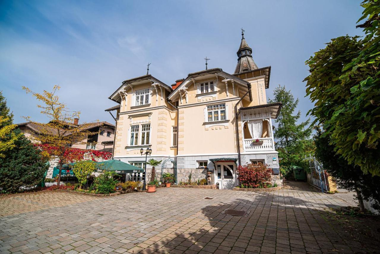 Guest House Veronika Kocevje Eksteriør bilde